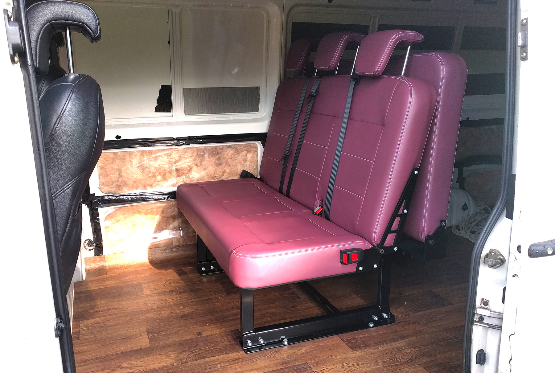 Rock And Roll Bed Wander Van